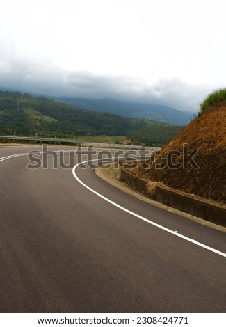 The nice road trip through the hills and tea plantations in Munnar, a hill station in india