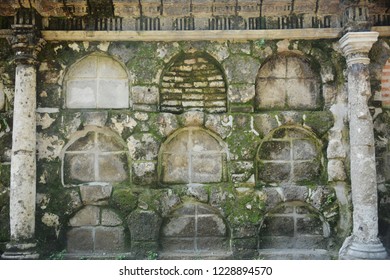 Niche brick wall pattern at Paco park, Philippines