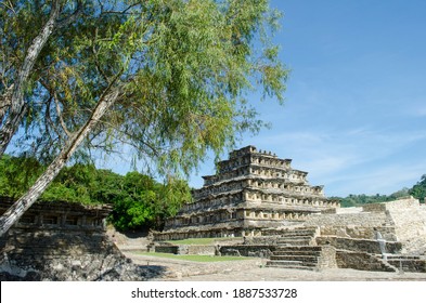 Nichos Piramide In Tajín 
Archaeological Area