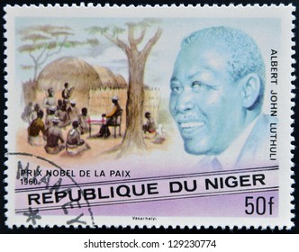 NIGER - CIRCA 1977: A Stamp Printed In Niger Shows Nobel Peace Prize, Albert John Lutuli, Circa 1977