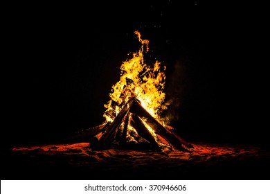 Night Campfire In The Middle