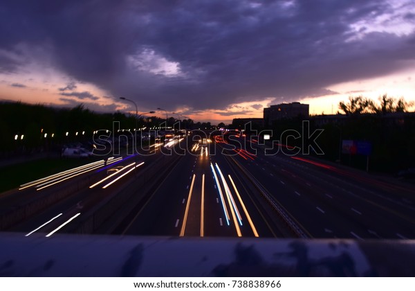 Night city, cars\'\
lights
