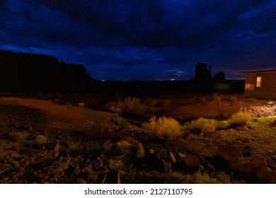 A Night In Monument Valley