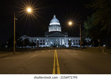 A night shot of the Arkansas State Capitol Building in Little Rock