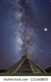 Night View Of Chichen Itza, Mexico