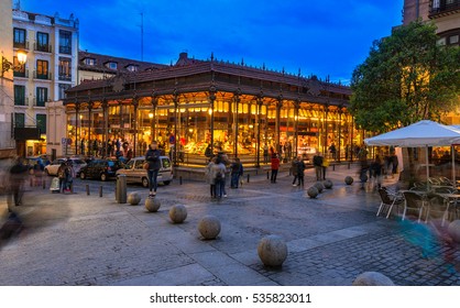 Night View Of Mercado San Miguel In Madrid, Spain. Mercado San Miguel Of Madrid Is One Of The Most Popular Landmark In Madrid, Spain. Architecture And Landmark Of Madrid.