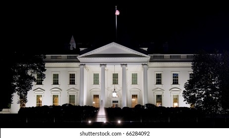 Night view on White House in Washington DC