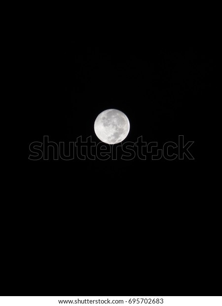 night vision
moon