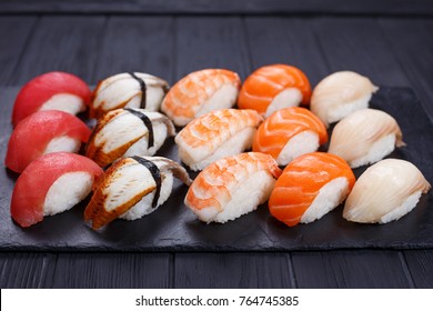 Nigiri Sushi 图片 库存照片和矢量图 Shutterstock