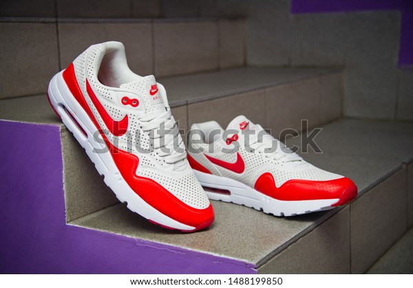 Nike Air Max 87 Running Shoes Stock 