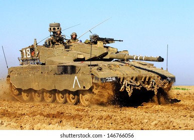 NIRIM, ISR - NOV 05 2008:Israeli Soldiers Drive Merkava.The Merkava Was First Used In Combat During The 1982 Lebanon War Where Israel Deployed 180 Units.