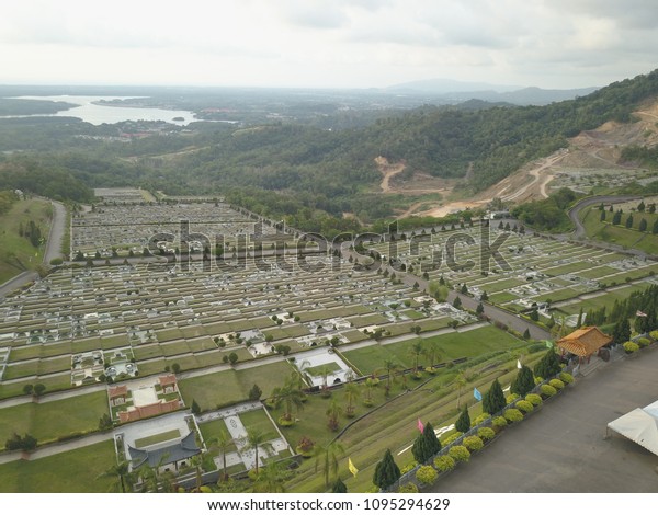 Nirvana Memorial Park Bukit Giling Hill Stock Photo Edit Now 1095294629