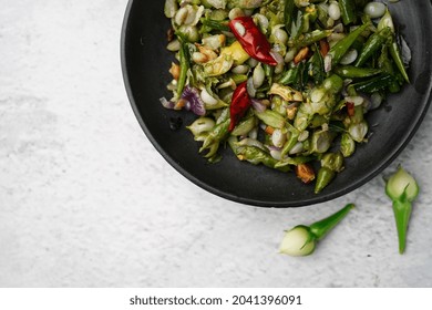 Nithya Vazhuthana Or Clove Beans Stir Fry, Overhead View