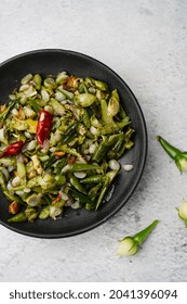 Nithya Vazhuthana Or Clove Beans Stir Fry, Overhead View