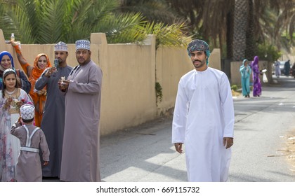 5,663 Oman cloth Images, Stock Photos & Vectors | Shutterstock