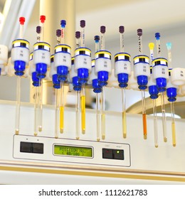 NMR Spectrometer With Autosampler. 