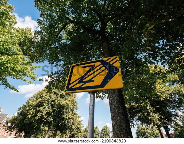 No access to Z highway sign in Netherlands -\
green trees background
