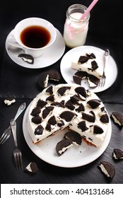 No Bake Cheese Cake With Black And White Cookies