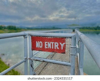 No Entry Pathwalk Lake Bohol