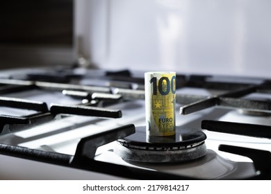 No Flame. Concept Of Gas Crisis. 100 Euro Bank Note On A Stove. Cash Money. High Prices Of Natural Resources. Utility Debt. Big Inflation Rate. One Hundred. Energy War. Saving Home Budget. Finance.