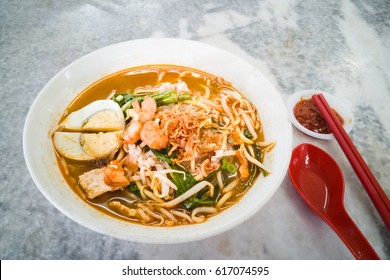 No Frills Popular Penang Prawn Mee Noodles With Eggs, And Small Shrimps From Hawker