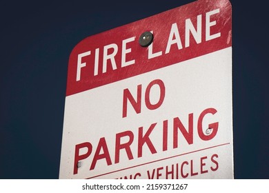 No parking in fire lane sign - Shutterstock ID 2159371267