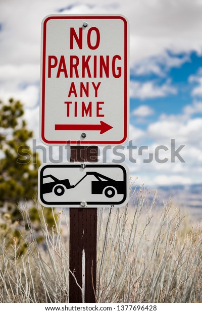 No parking\
sign