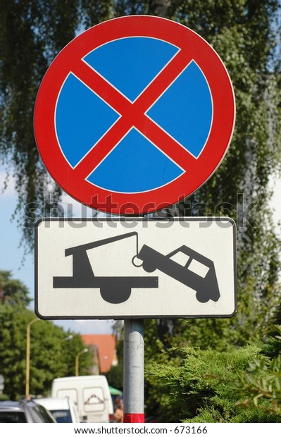 No parking\
sign