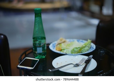 No time? No problem! Have a quick meal in a rushed city.