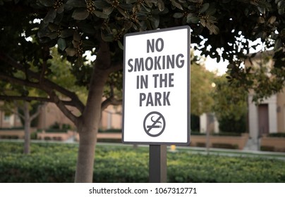 No Smoking Park Stock Photo 1067312771 | Shutterstock