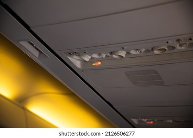 No Smoking Sign On Plane Highlighted Stock Photo 2126506277 | Shutterstock