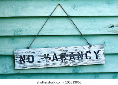 No vacancy sign hanging from rental property in Florida.