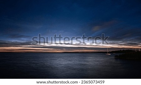 Nocti lucent clouds summers beauty