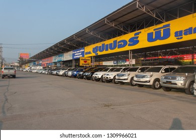 Nonthaburi - Bang Yai, 11 February 2019 2nd Hand Car Shop, A Popular Business In Thailand