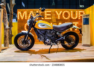 Motorcycle Scrambler Images Stock Photos Vectors Shutterstock