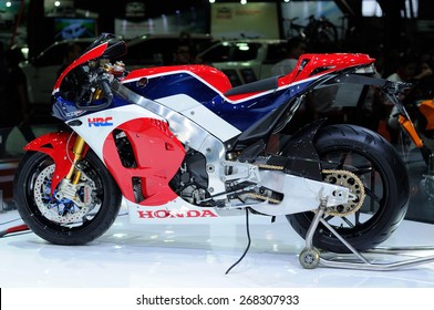 Honda Rc213v 图片、库存照片和矢量图 Shutterstock