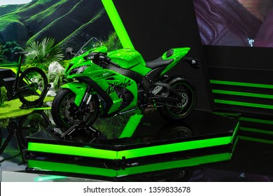 Kawasaki Ninja Images Stock Photos Vectors Shutterstock