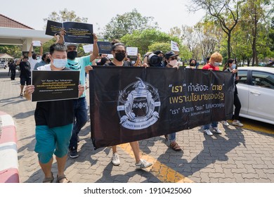 Nonthaburi, Thailand - February 1, 2021 : Protest By Bar Owners And Suppliers Against Unfair Alcohol Restriction