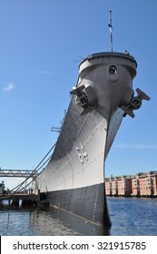 NORFOLK, VA - SEP 11: USS Wisconsin Battleship (BB-64) In Norfolk, Virginia, As Seen On Sep 11, 2015. It Was Built At The Philadelphia Naval Shipyard, Pennsylvania And Launched On 7 December 1943.