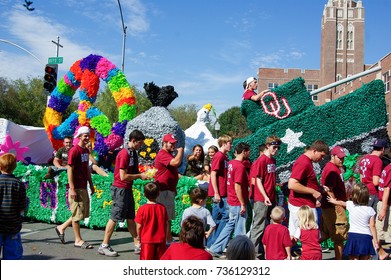 NORMAN, OKLAHOMA - OCTOBER 13 2007: OU Tank Float Marches On Street In Homecoming Event