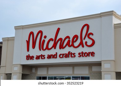 2,133 Michaels Store Images, Stock Photos & Vectors 