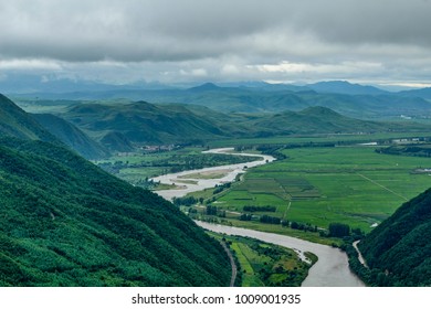 North Korea Tumen River Canyon Bund Scenery