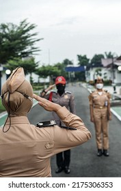 North Sumatera,Indonesia - June 27 2022 : Honoring The Ceremonial Commander To The Ceremonial Leader At The Medan Aviation Polytechnic Cadet Discipline Ceremony On Monday