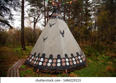 Northern Cherokee Indian Tee Pee Triangular House