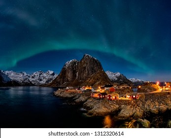 Northern lights above the fishing village of Hamnoy, Lofoten, Norway