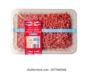 Norwich, Norfolk, UK – November 15 2021. A Packet Of Ashfield’s British Lean Beef Steak Mince Cut Out Isolated On A Plain White Background. This 5% Fat Meat Is Healthy And Tasty.