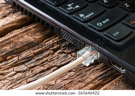 notebook connected to the cable Internet connection