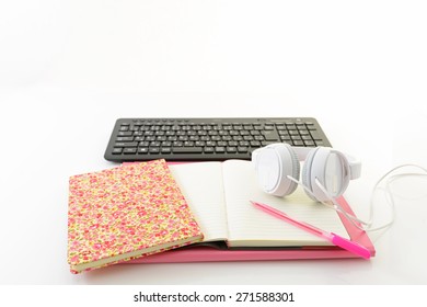 Notebook and headphone