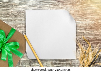 Notecard, Postcard, Greeting Card Mockup, Envelope, Grass, Blank Letter Paper