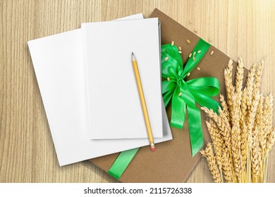 Notecard, Postcard, Greeting Card Mockup, Envelope, Grass, Blank Letter Paper